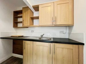 Kitchen area- click for photo gallery